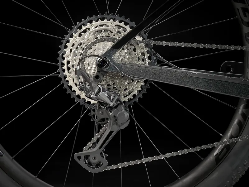 TREK Procaliber 9.8 XC Mountain Bike in Dark Prismatic and Trek Black-2